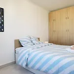 Appartement Modern 2-bed 80m2 With Elevator Free Parking N19-25 Paris