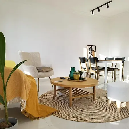 Modern 2-bed 80m2 With Elevator Free Parking N19-25 * Paříž