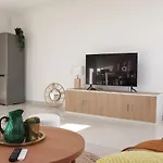 Apartment Modern 2-bed 80m2 With Elevator Free Parking N19-25 Paris