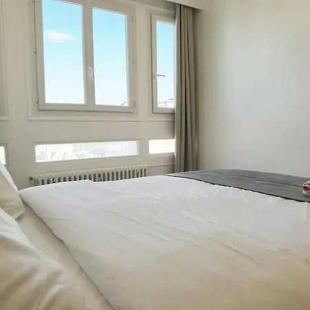 Modern 2-bed 80m2 With Elevator Free Parking N19-25